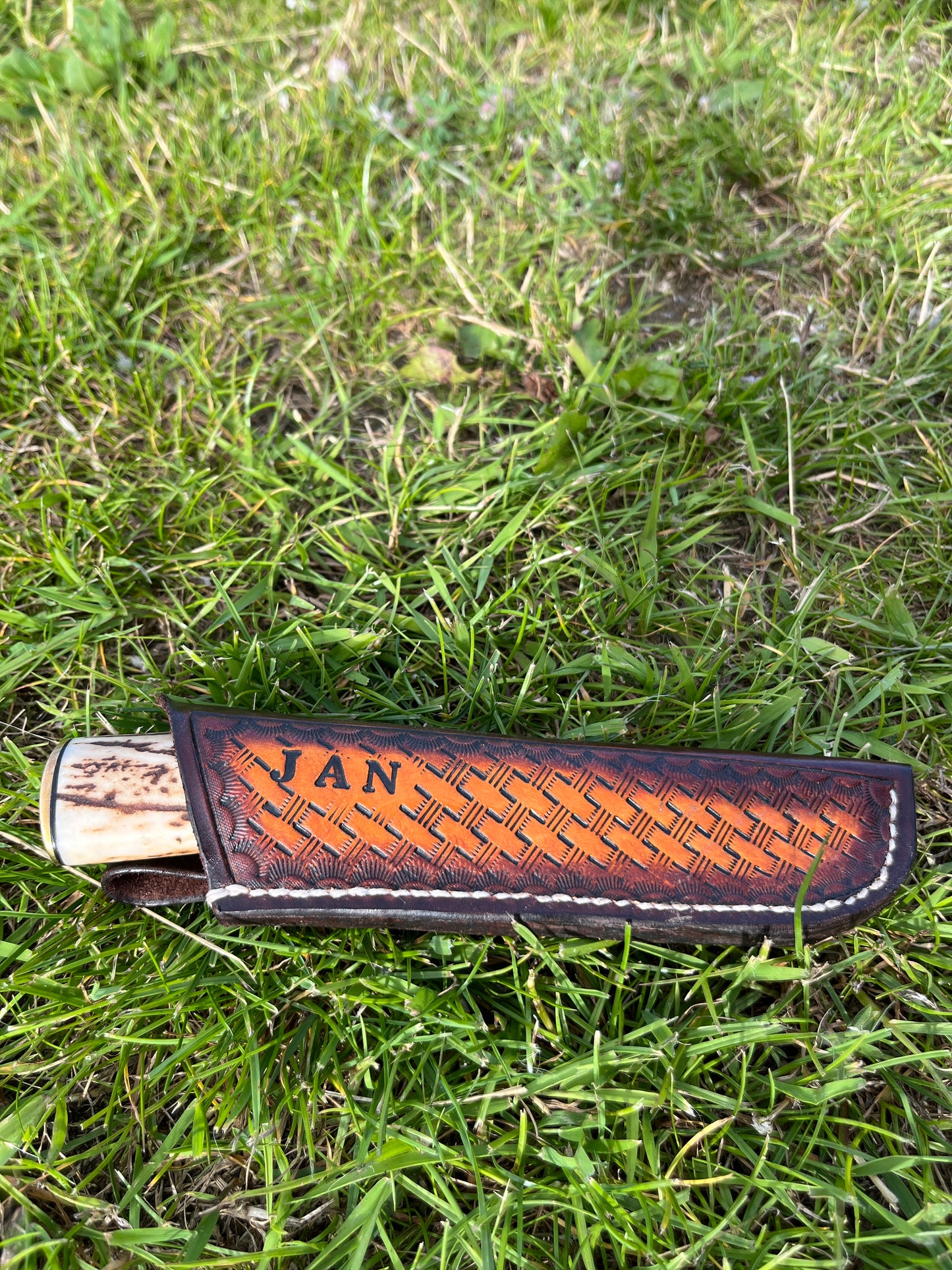 Knivskede